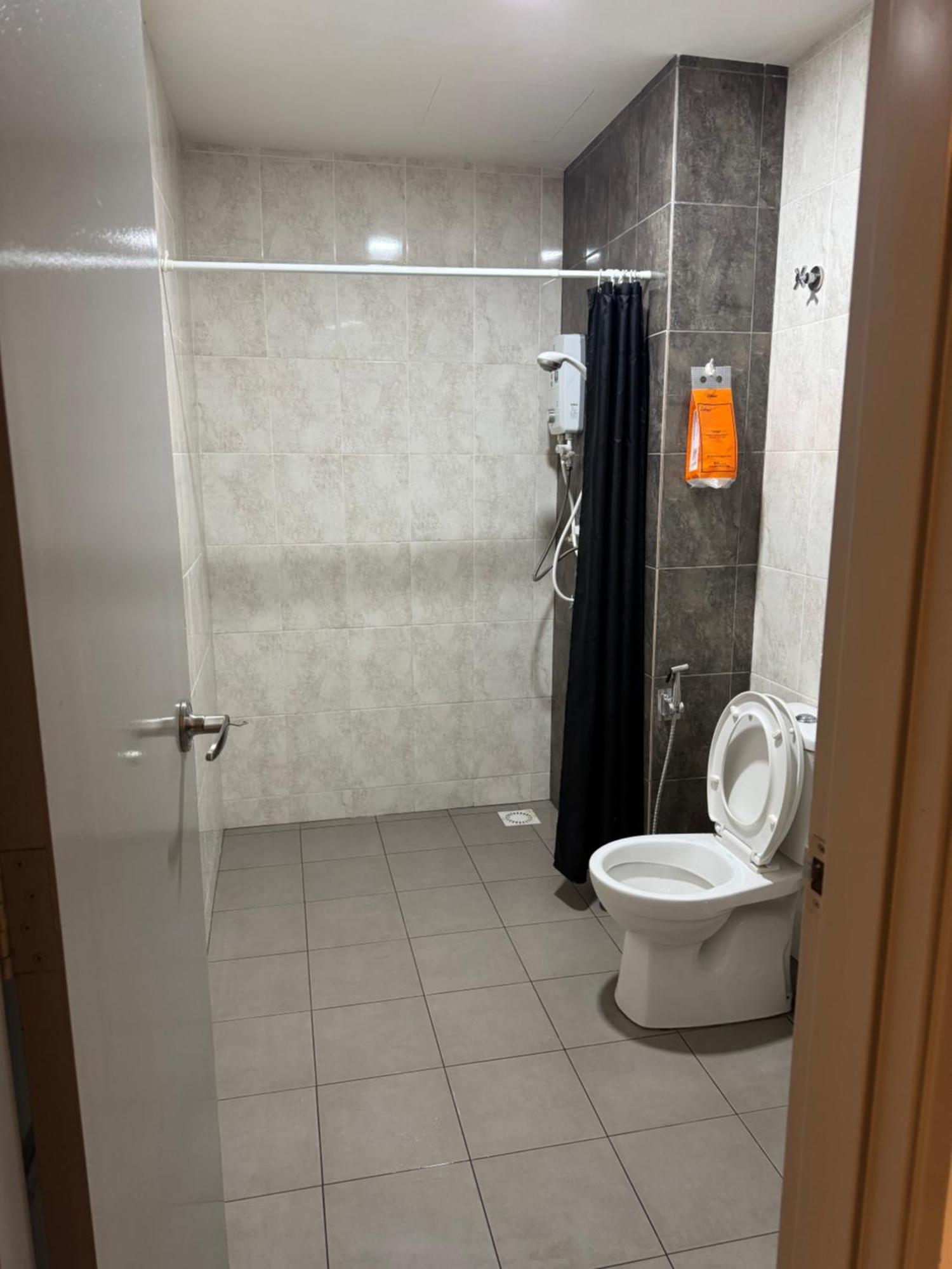 Mishal'S Homestay-Vista Bangi Studio Service Apartment Kajang Ngoại thất bức ảnh